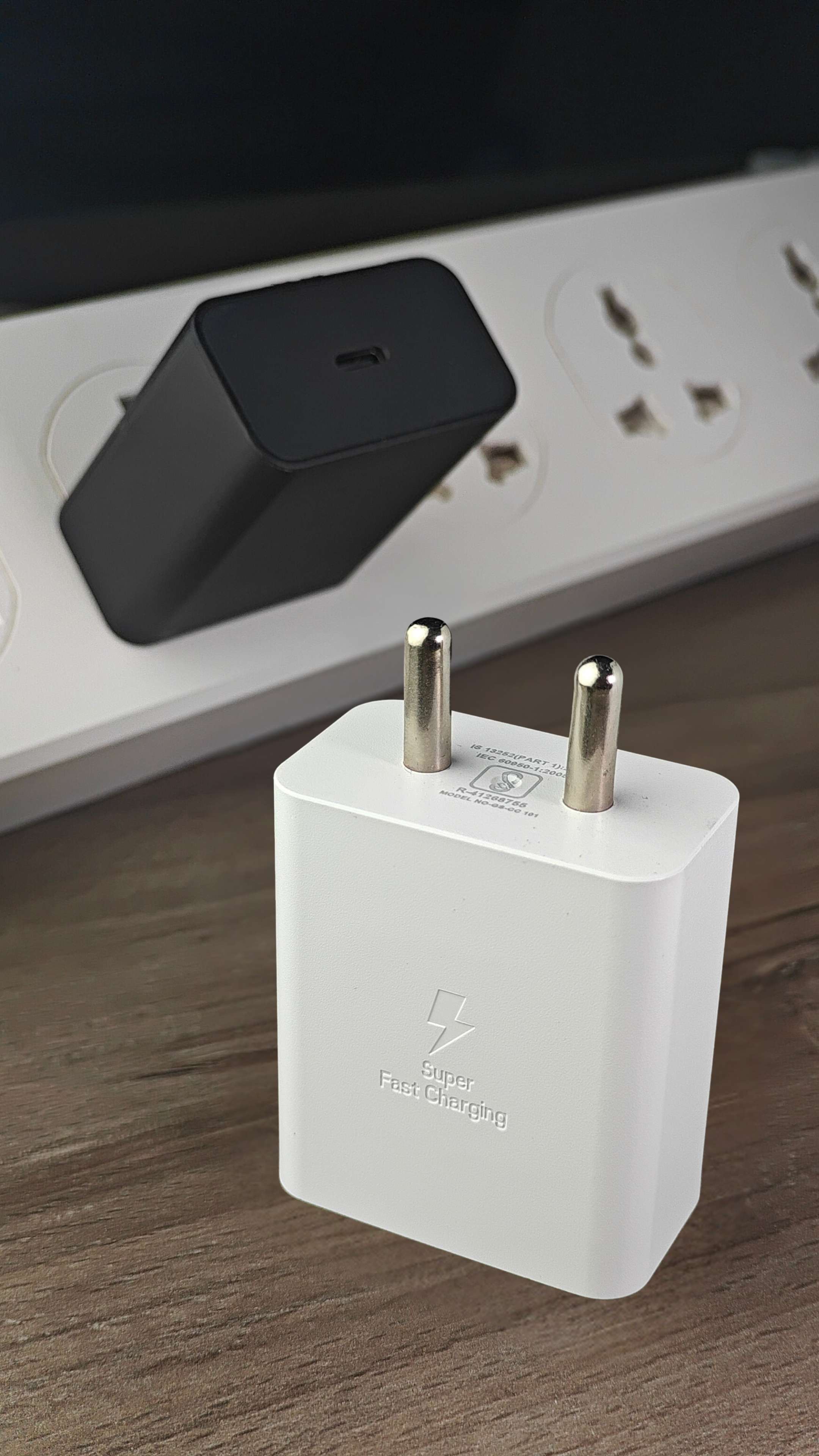 CH-19 (25W Samsung)